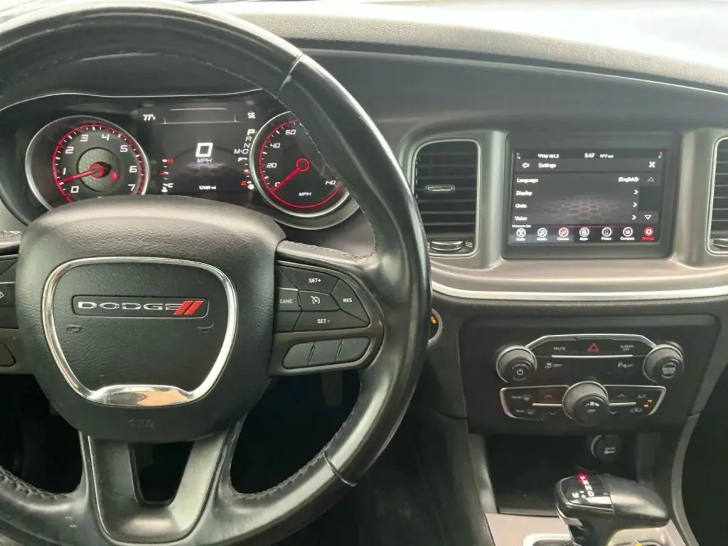 Dodge Charger photo 21
