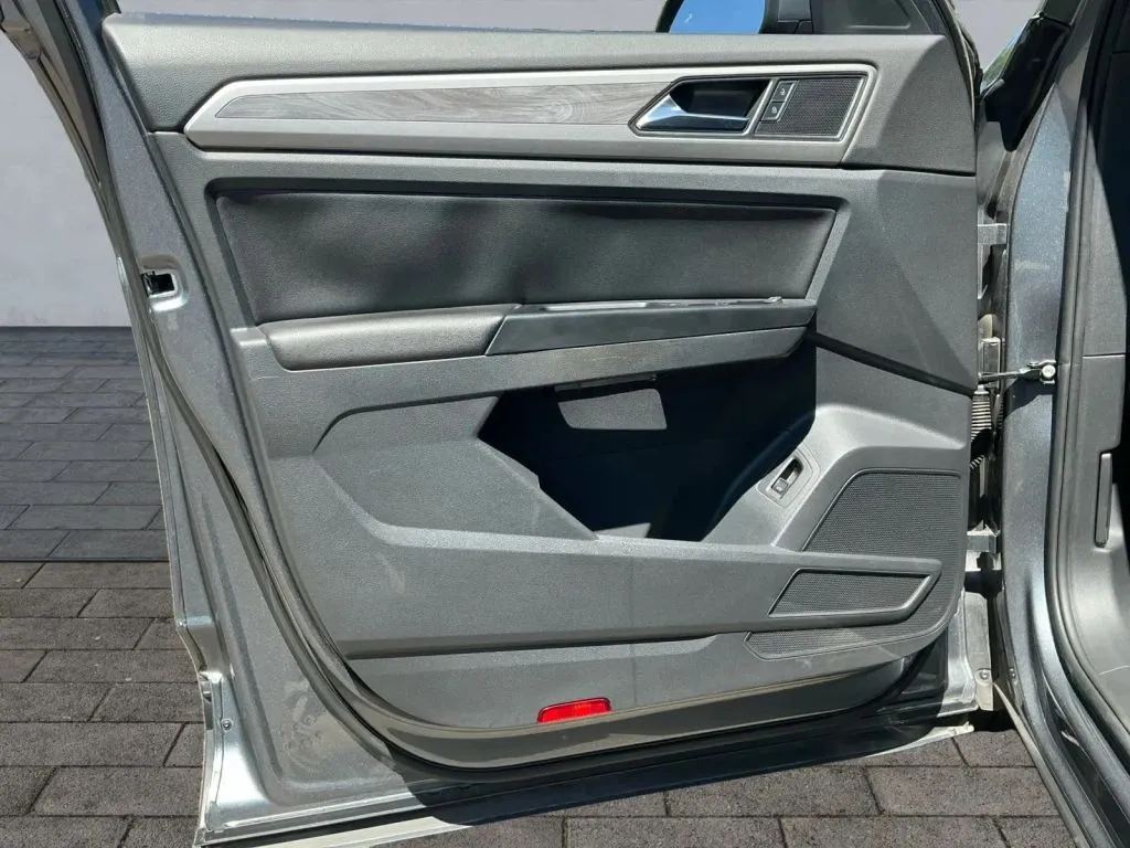 Volkswagen Atlas Cross Sport photo 10