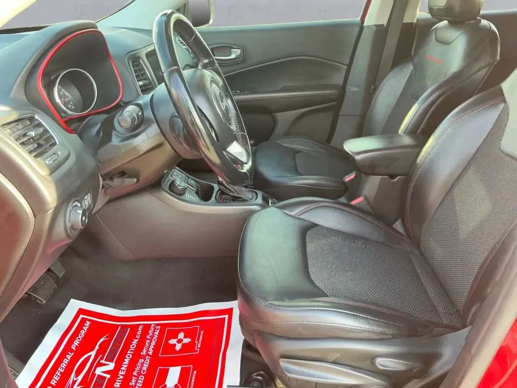 Jeep Compass photo 12