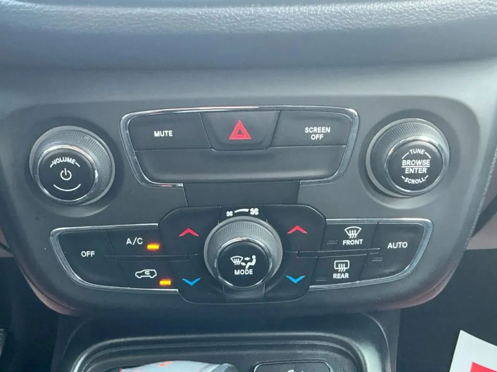 Jeep Compass photo 33