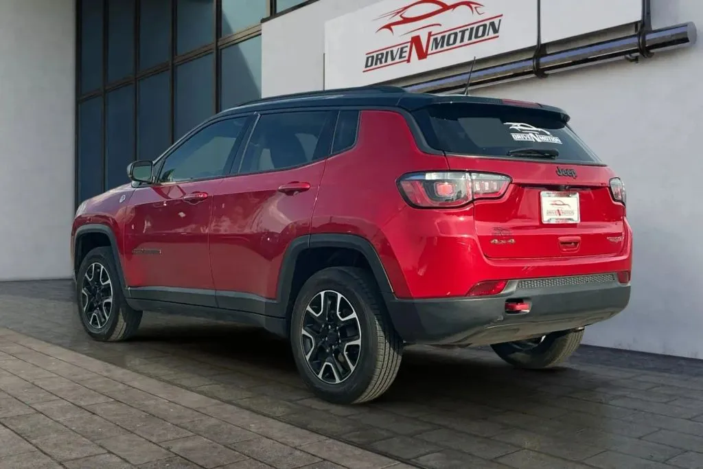 Jeep Compass photo 6