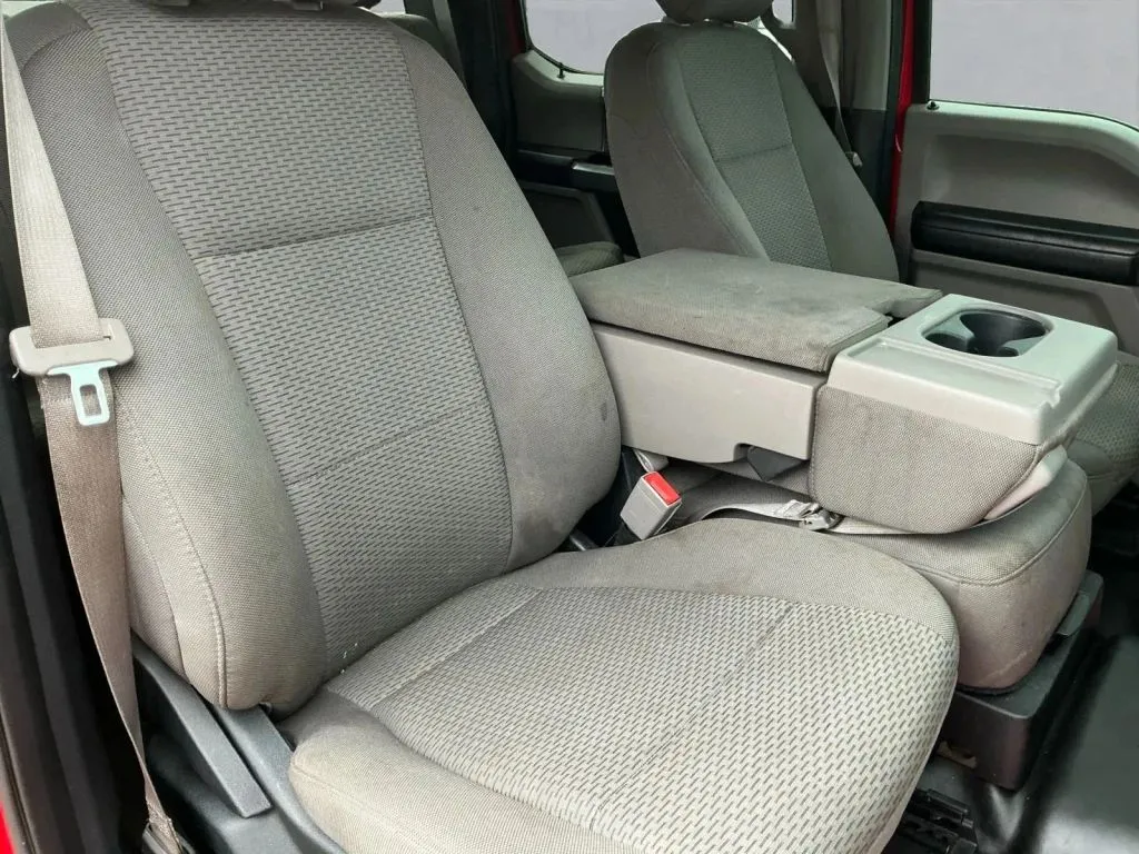 Ford F-150 photo 23