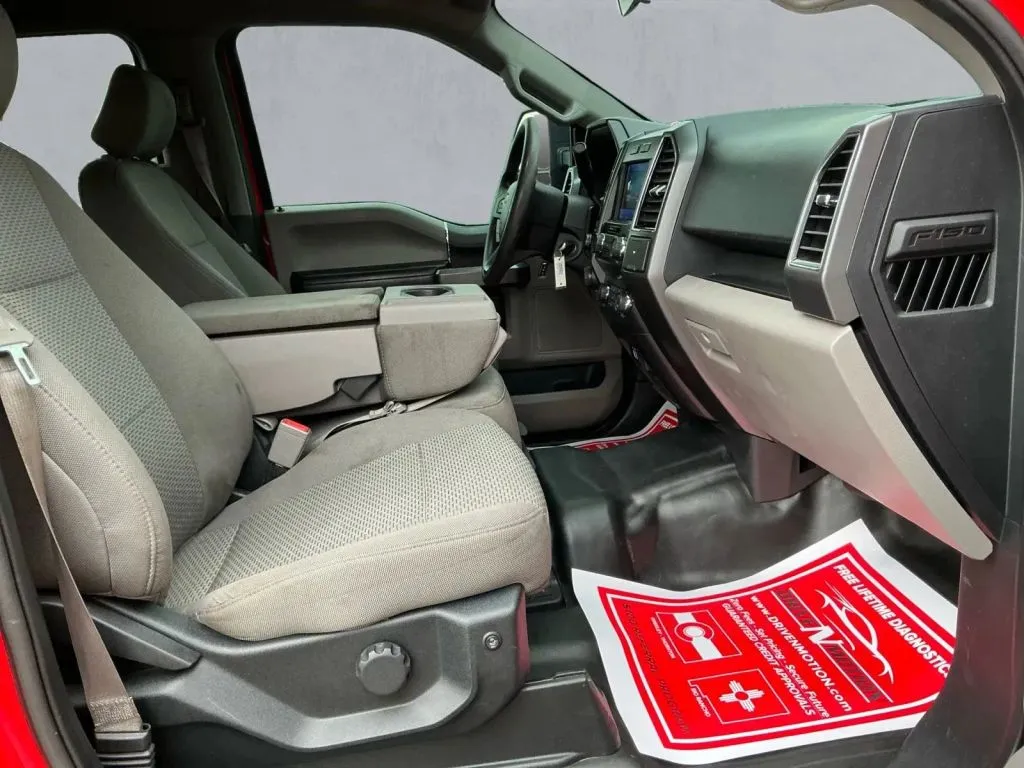 Ford F-150 photo 22