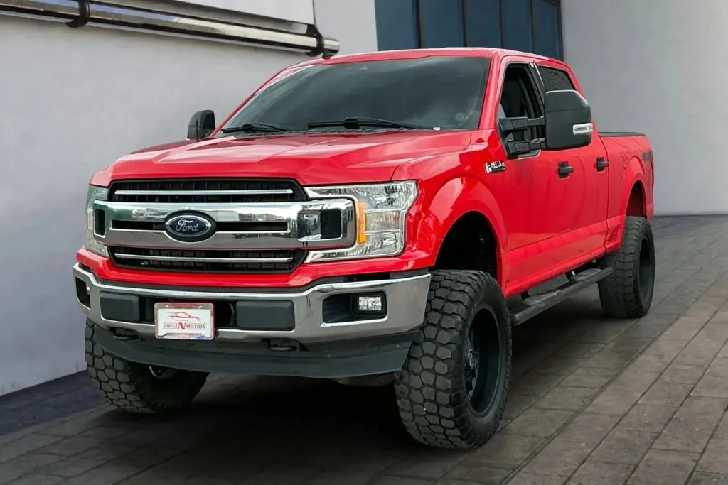 Ford F-150 photo 8