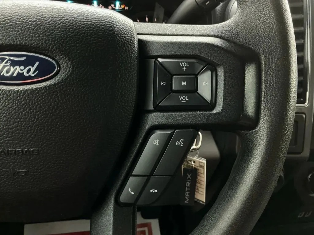 Ford F-150 photo 28