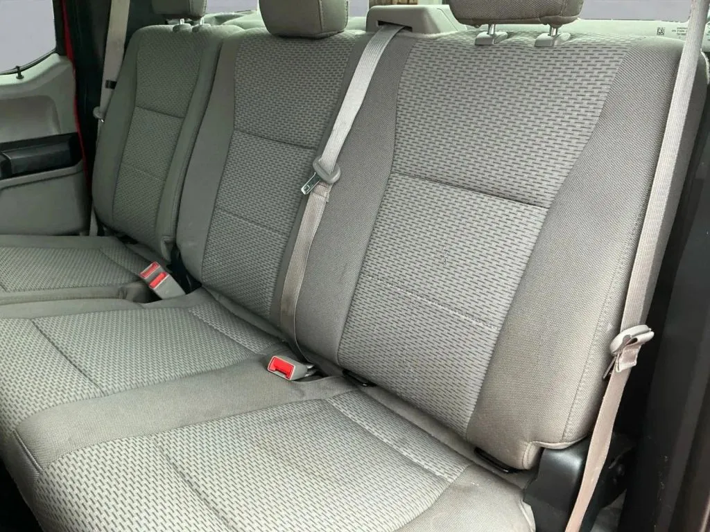 Ford F-150 photo 16