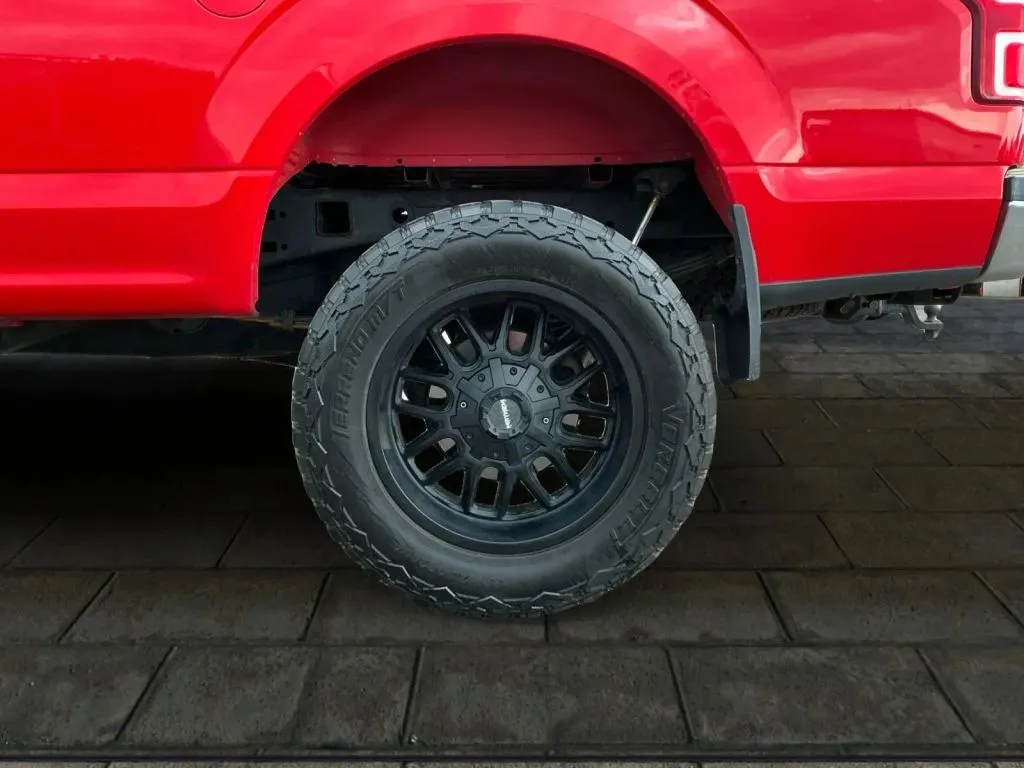 Ford F-150 photo 18
