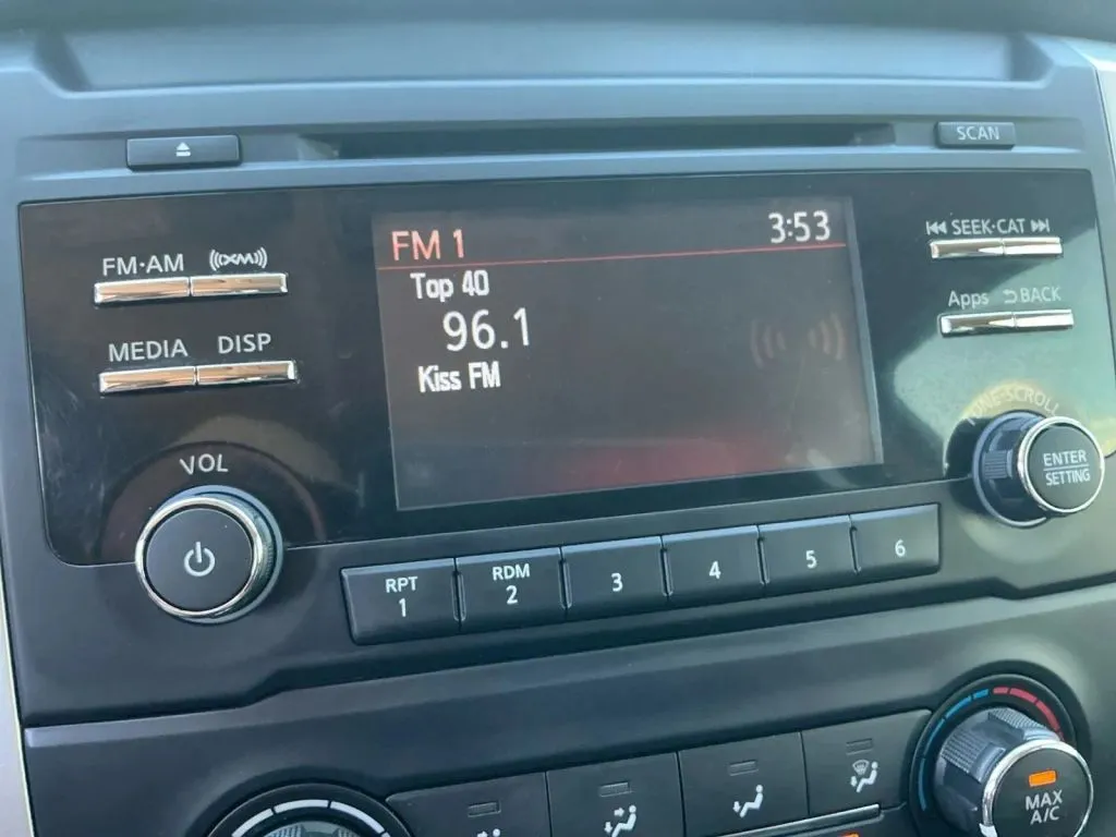 2017 Nissan Titan XD SV - Photo 29