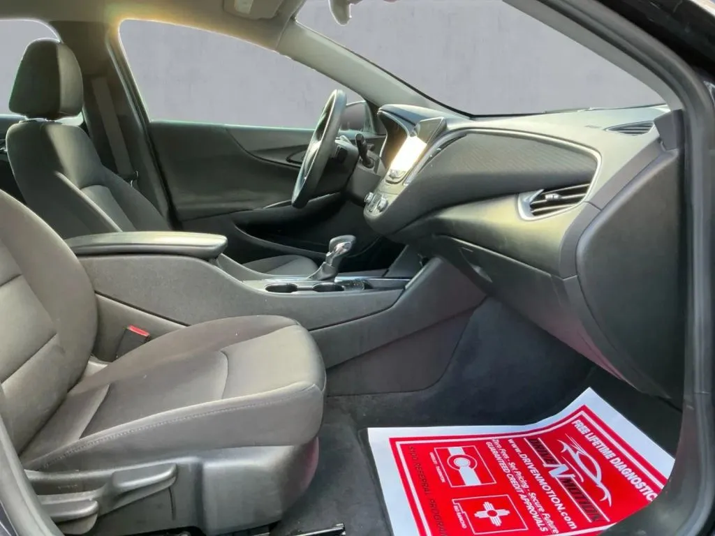 Chevrolet Malibu photo 20