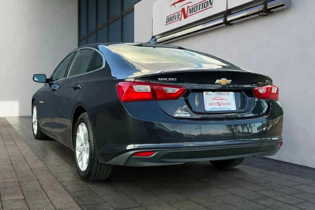 Chevrolet Malibu photo 6