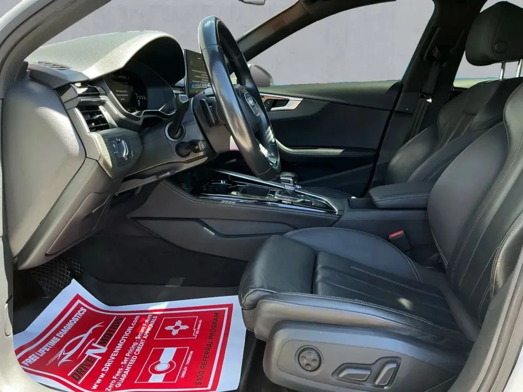 Audi A4 photo 12