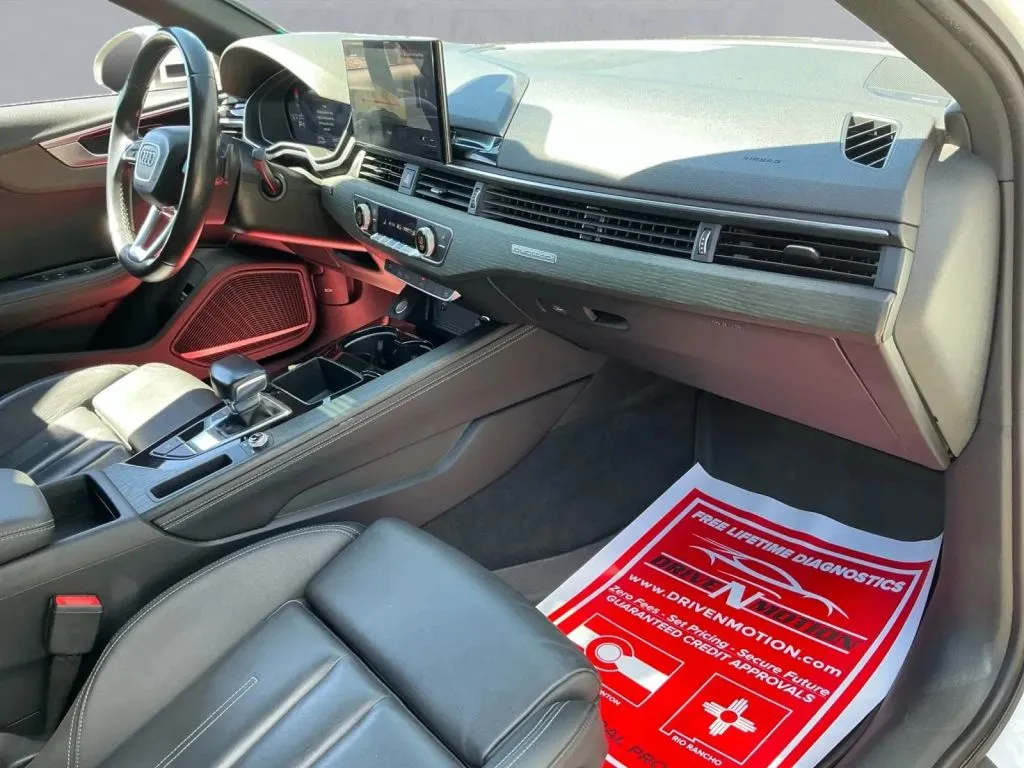 Audi A4 photo 19