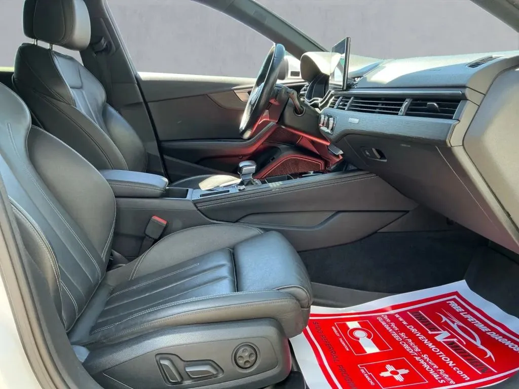 Audi A4 photo 20