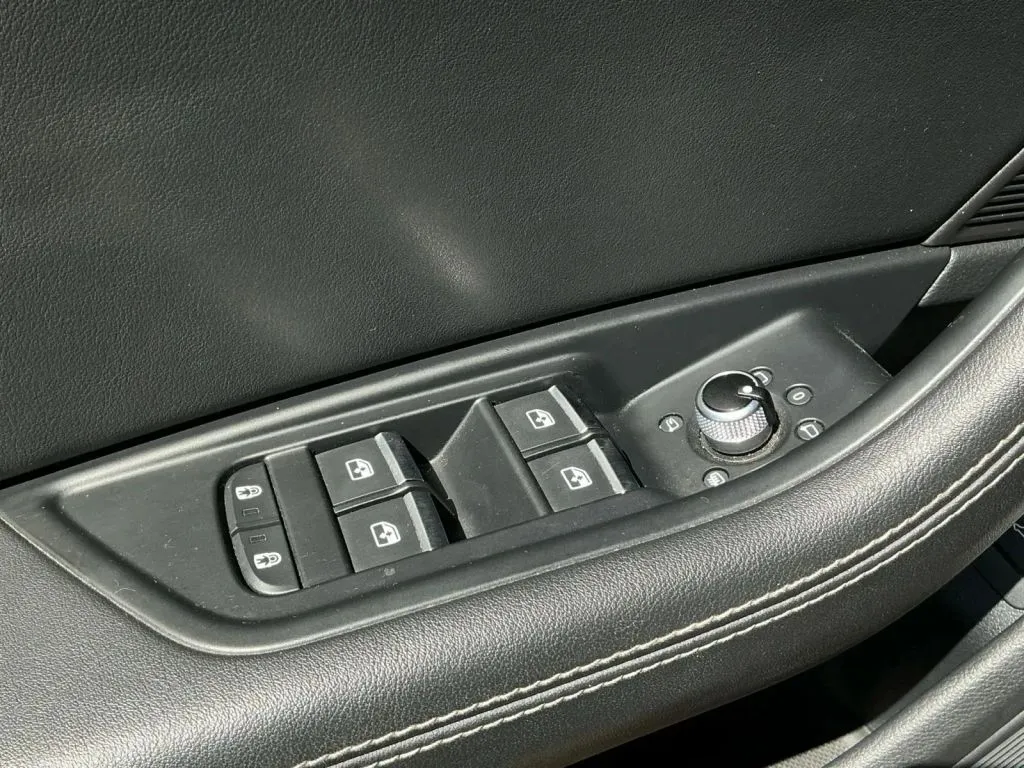 Audi A4 photo 11