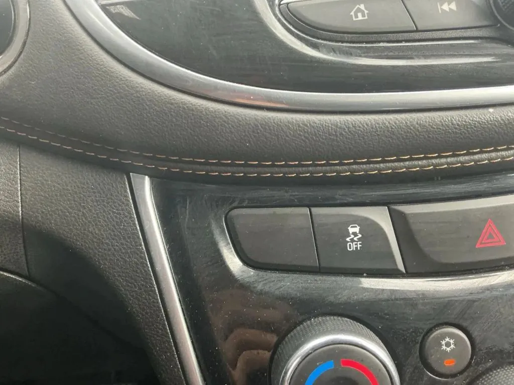 Chevrolet Trax photo 33