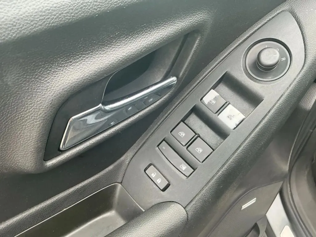 Chevrolet Trax photo 11