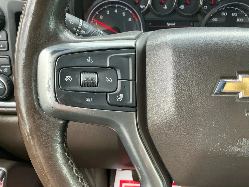 Chevrolet Silverado photo 27