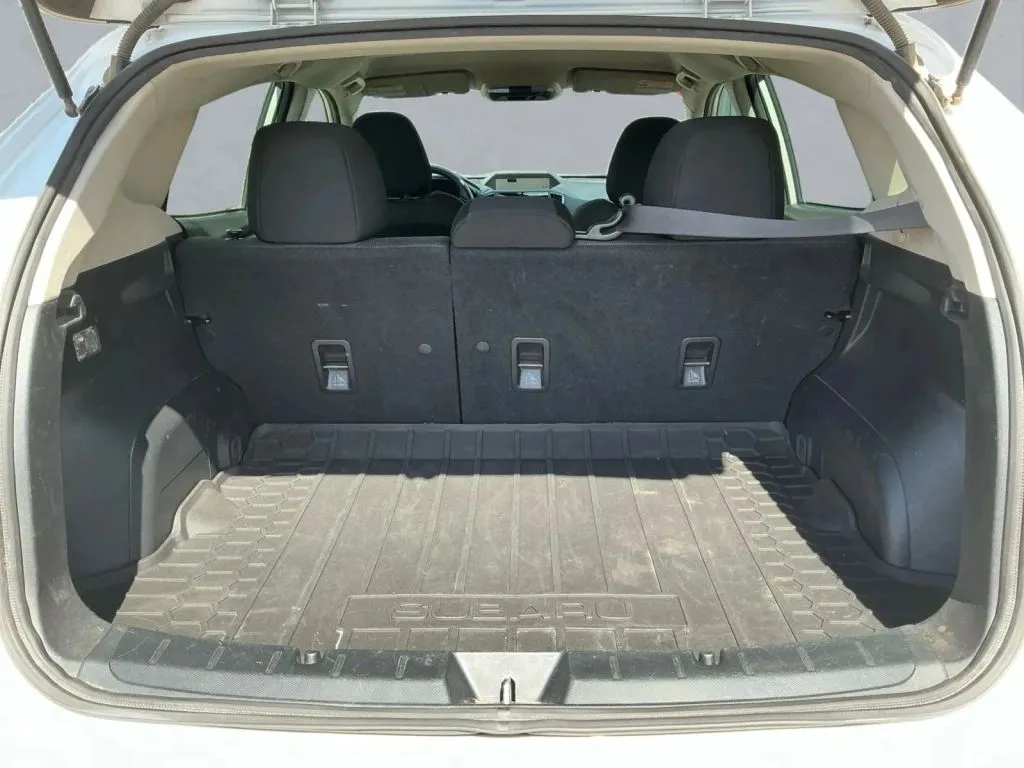 Subaru Impreza photo 14