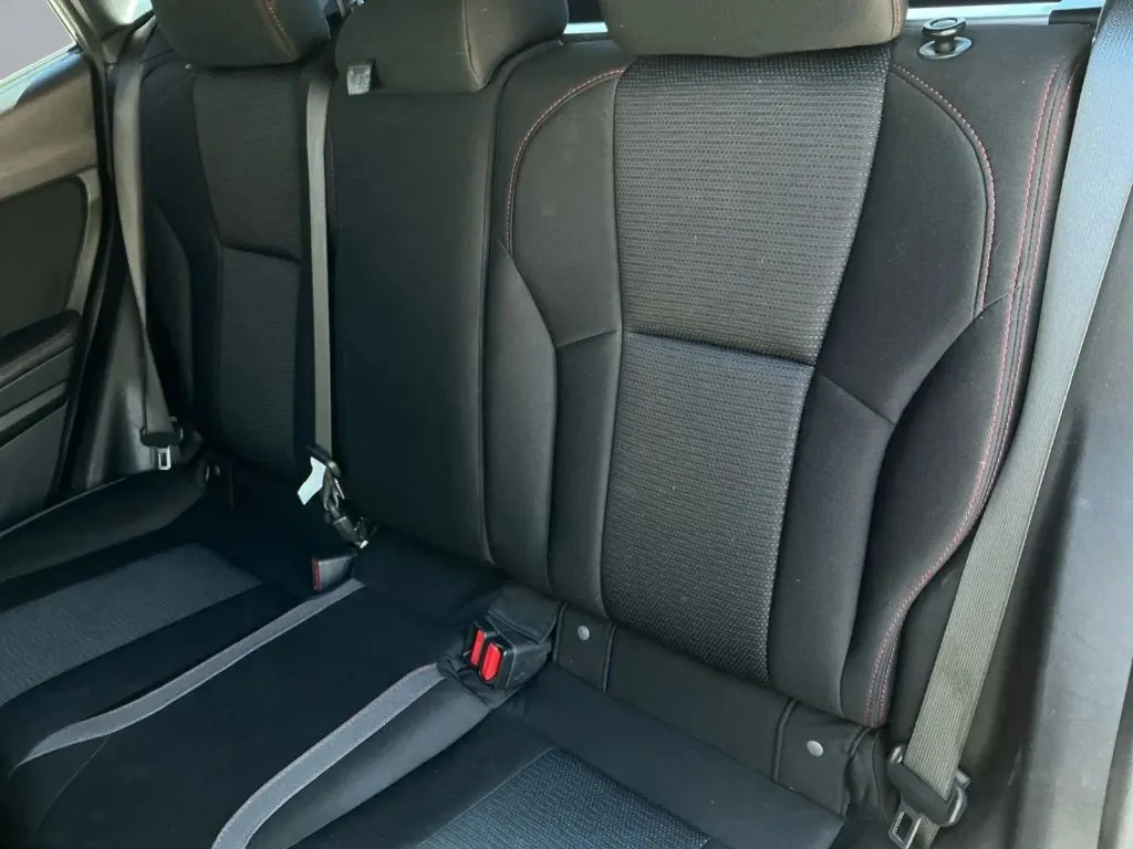 Subaru Impreza photo 15