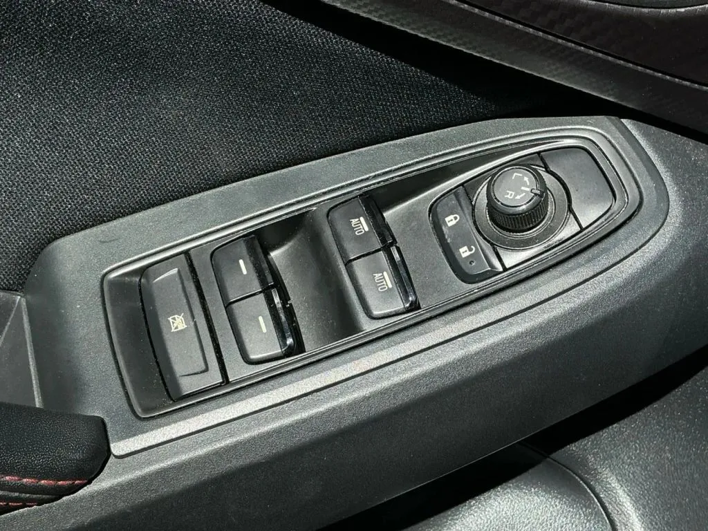 Subaru Impreza photo 11