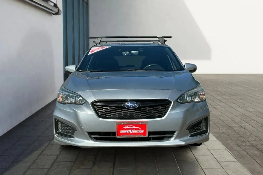 Subaru Impreza photo 9