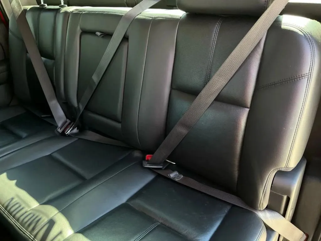 Chevrolet Silverado photo 14