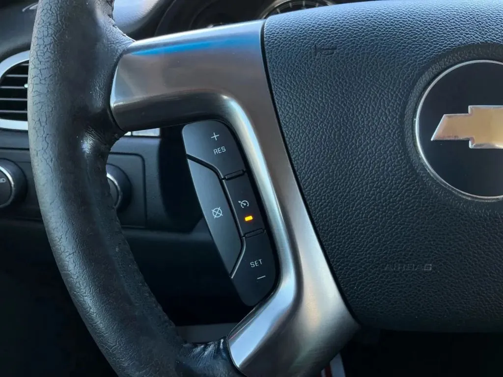 Chevrolet Silverado photo 26