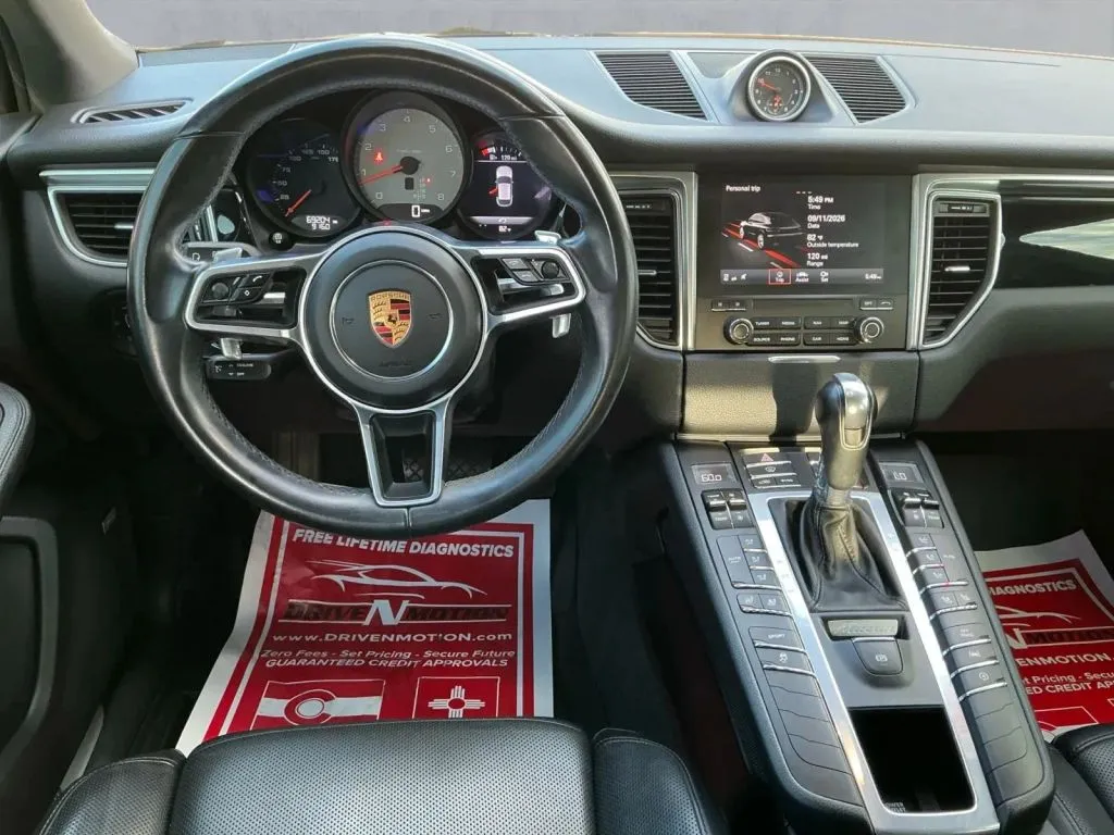 Porsche Macan photo 15