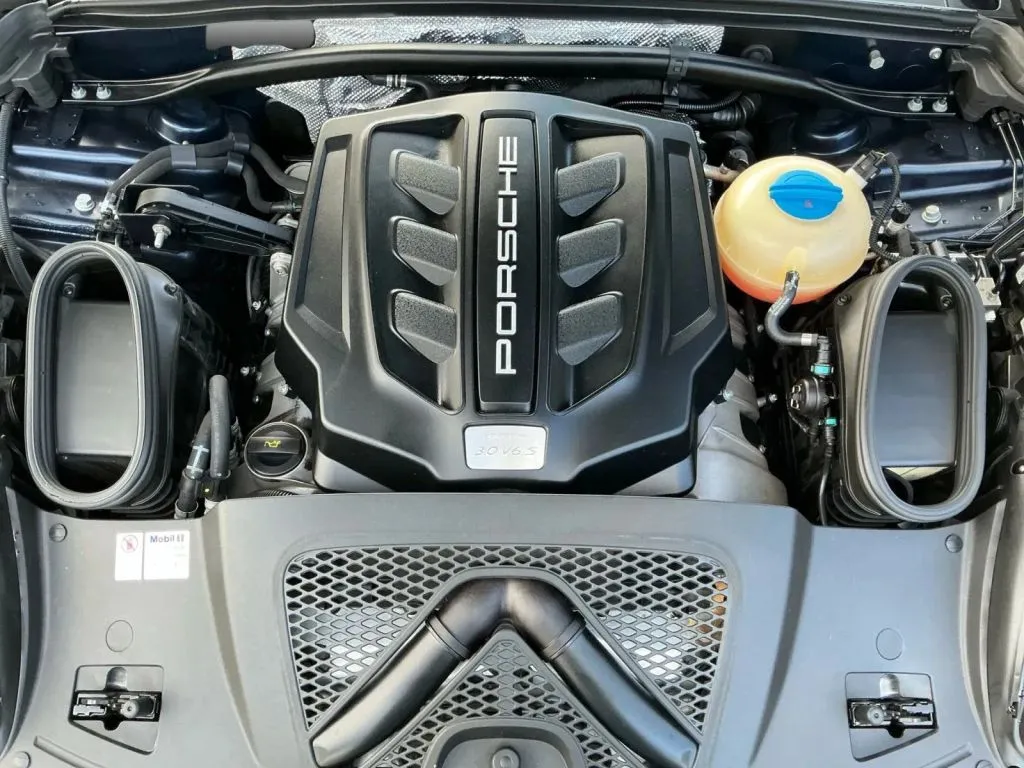 Porsche Macan photo 22