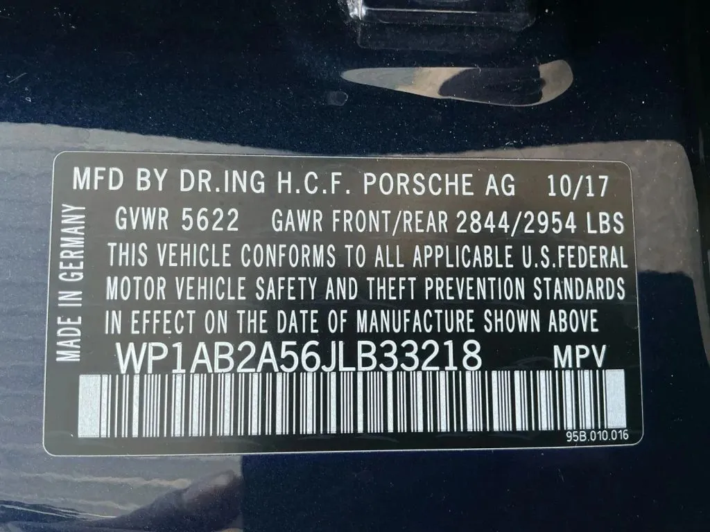 Porsche Macan photo 24