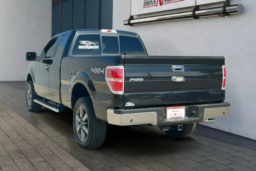Ford F-150 photo 7
