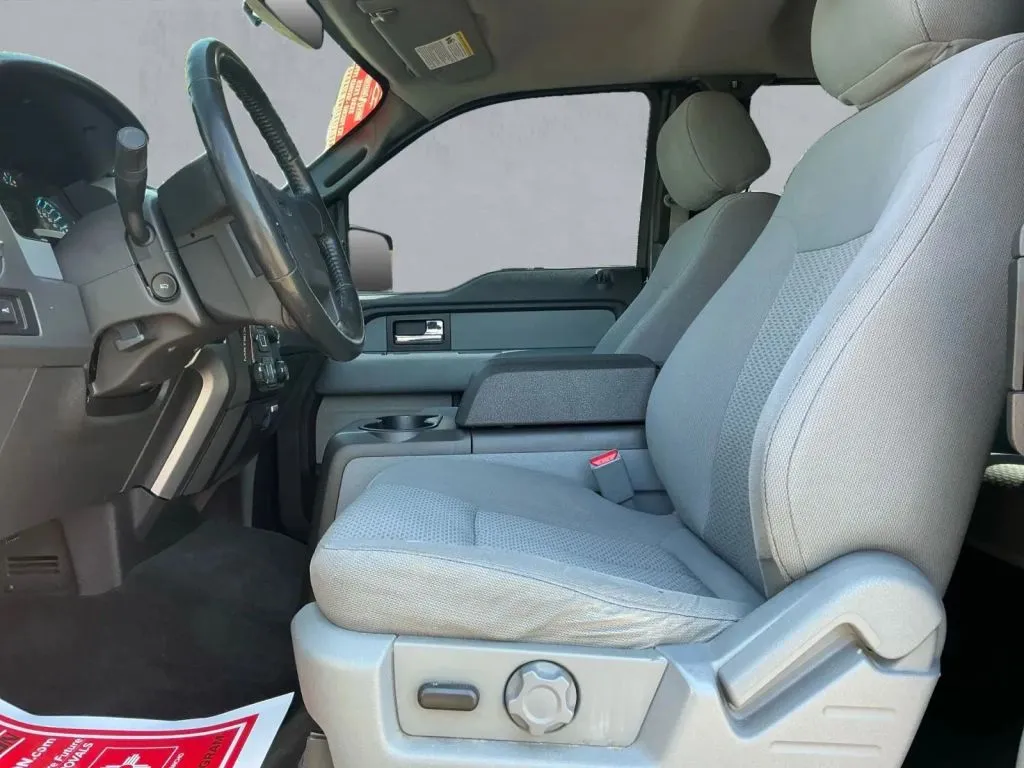 Ford F-150 photo 12