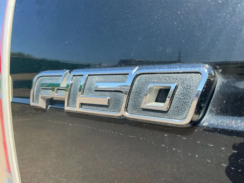 Ford F-150 photo 18