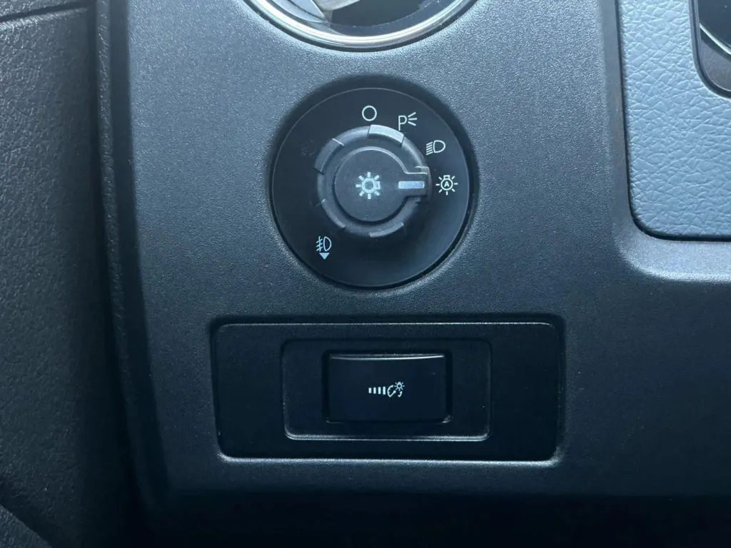 Ford F-150 photo 31