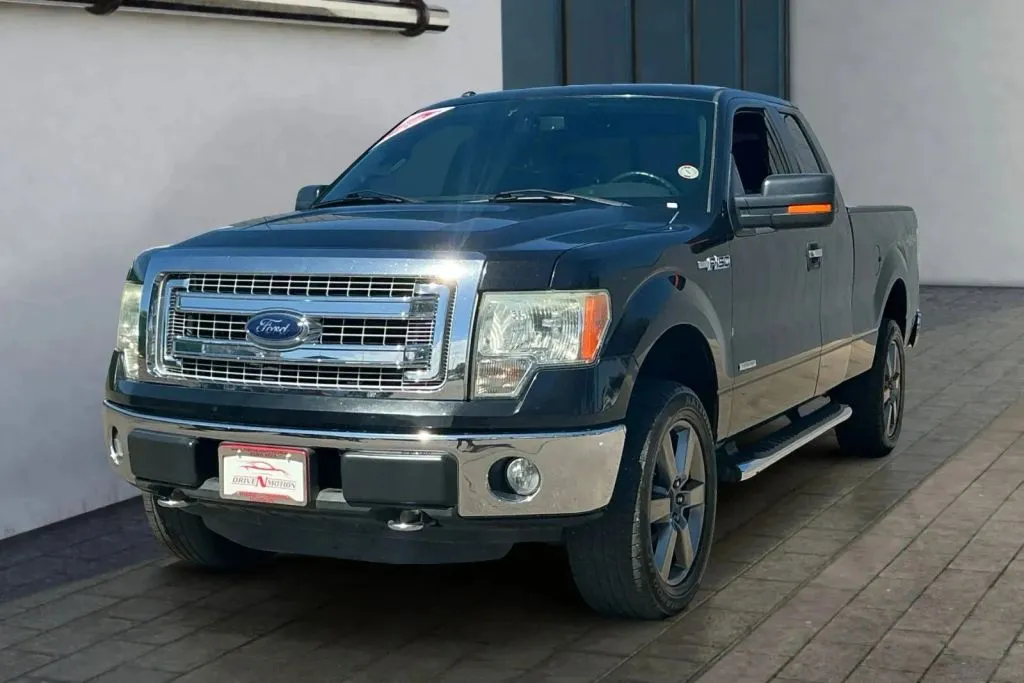 Ford F-150 photo 8