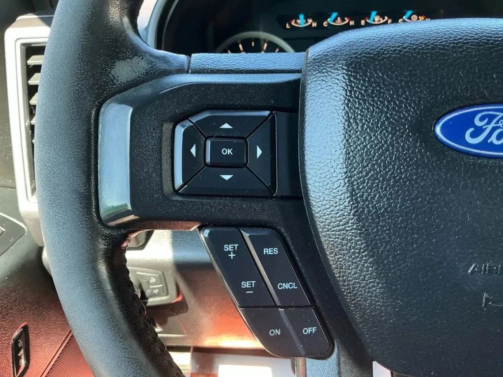 Ford F-150 photo 25