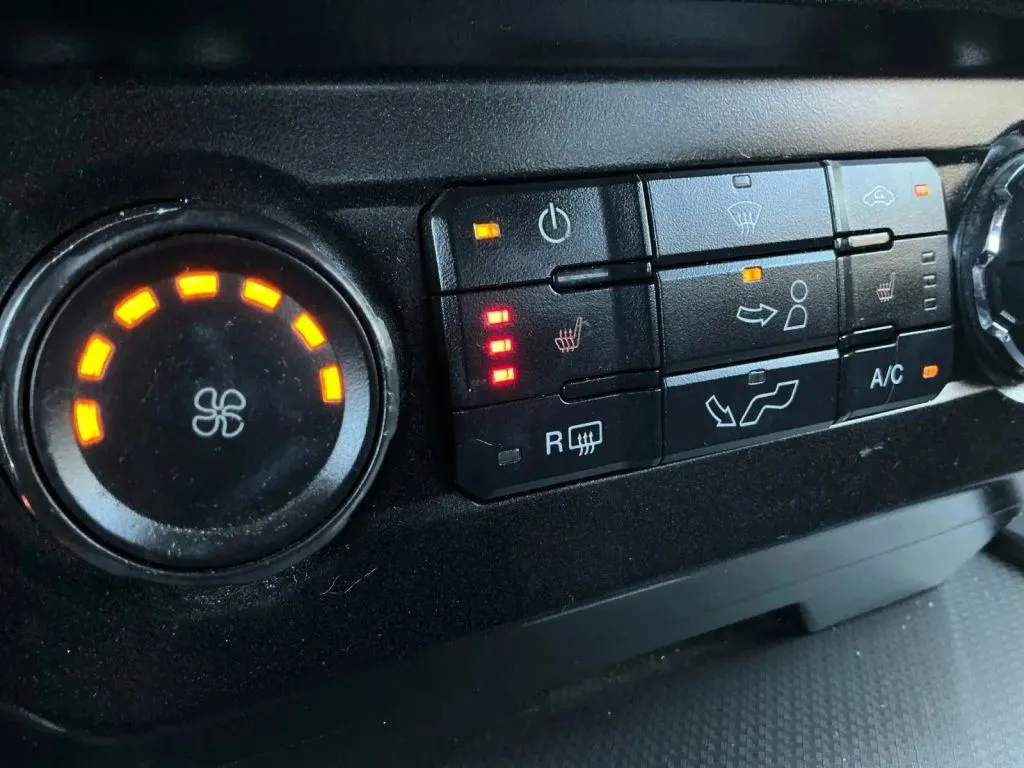 Ford F-150 photo 30
