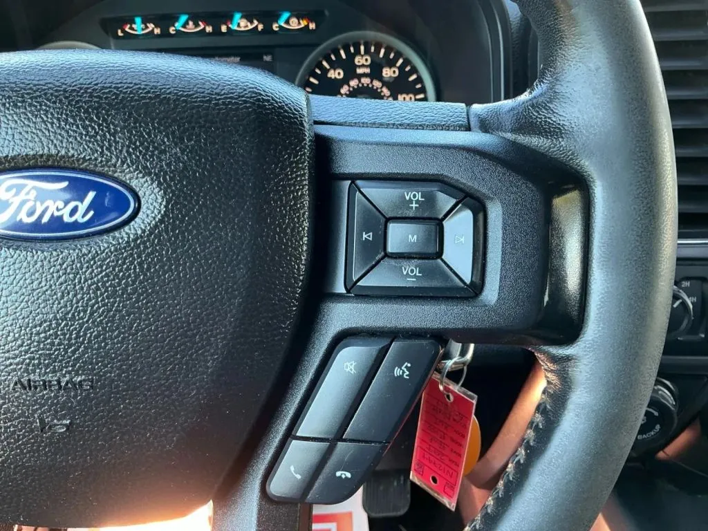Ford F-150 photo 26