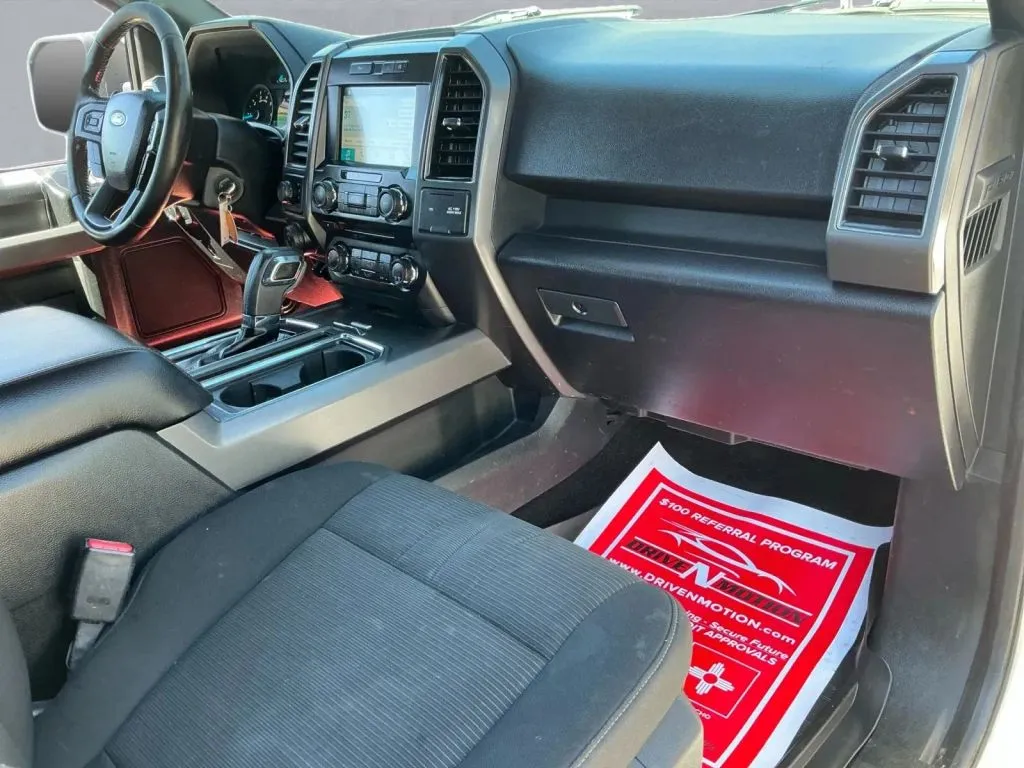 Ford F-150 photo 19