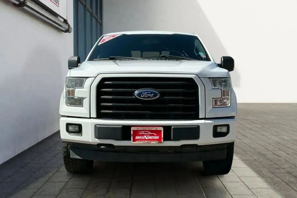 Ford F-150 photo 9