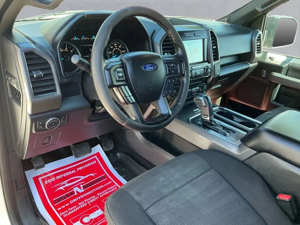 Ford F-150 photo 13