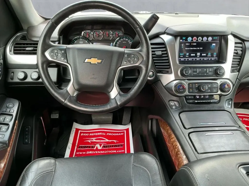 Chevrolet Tahoe photo 16