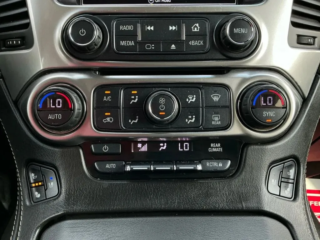 Chevrolet Tahoe photo 33