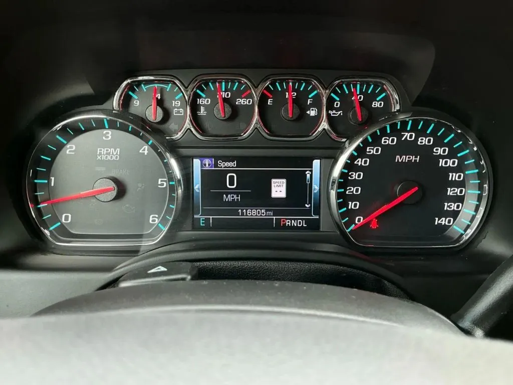Chevrolet Tahoe photo 26