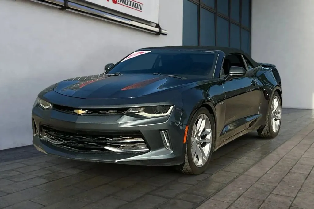 Chevrolet Camaro photo 8