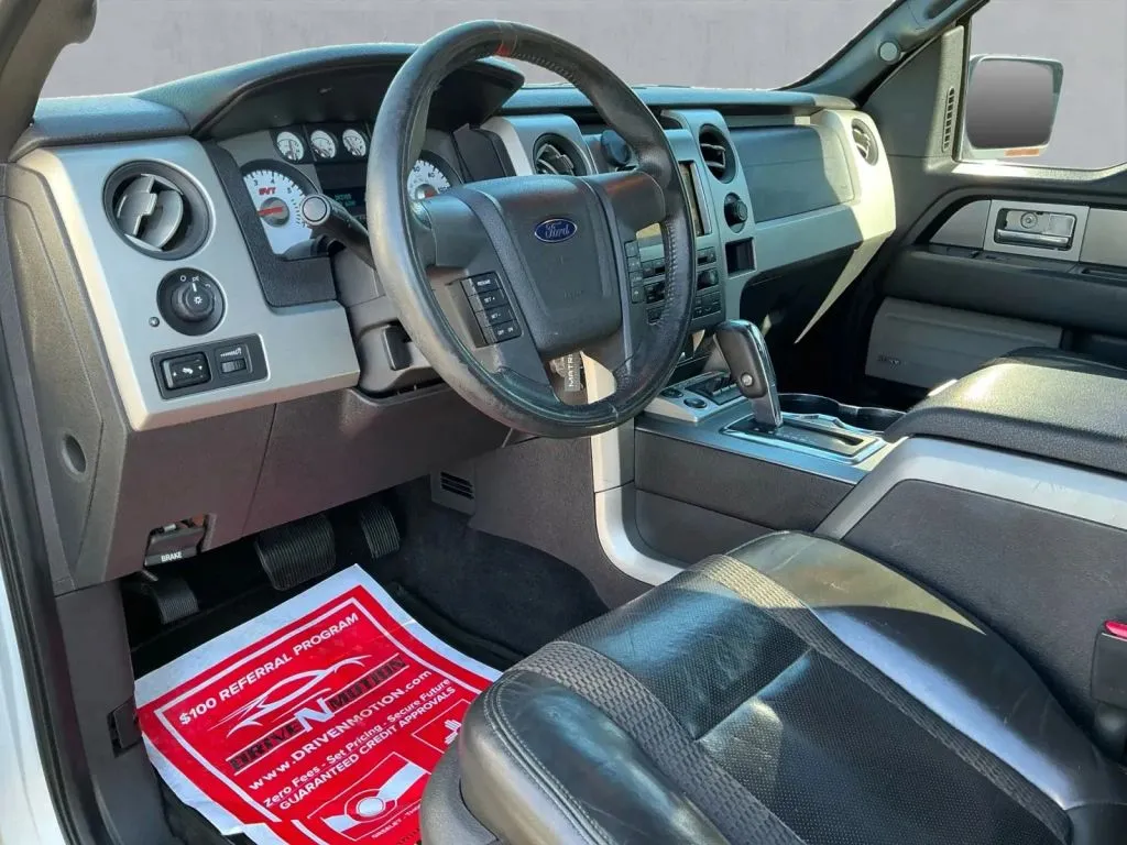 Ford F-150 photo 12