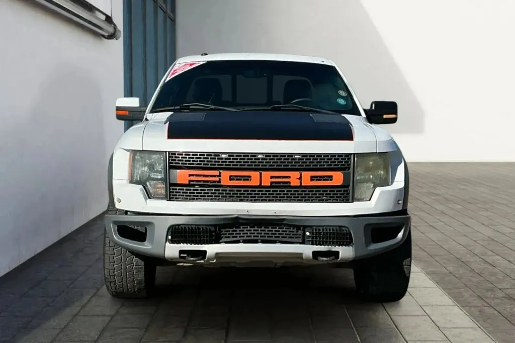 Ford F-150 photo 8