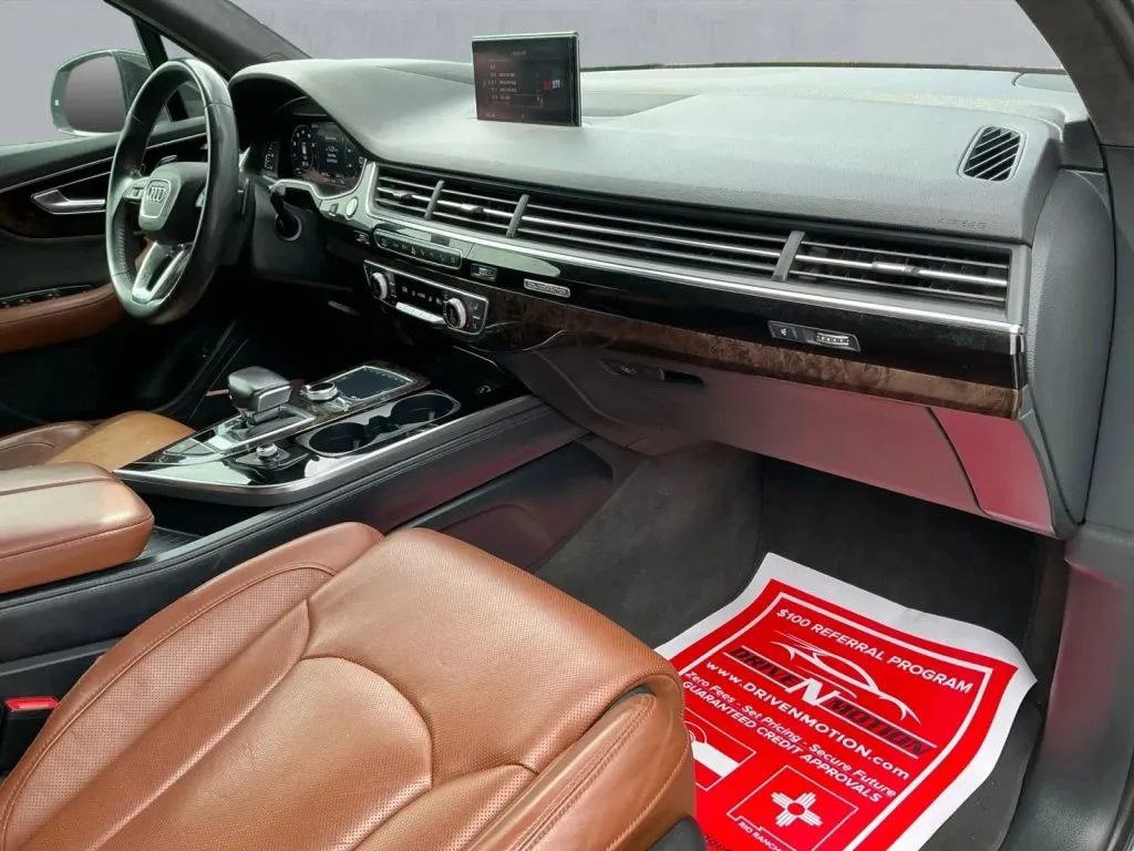 Audi Q7 photo 20