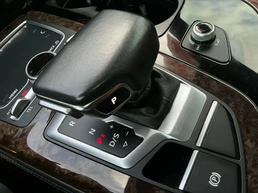 Audi Q7 photo 34