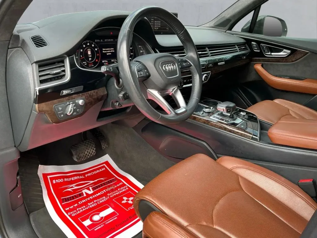 Audi Q7 photo 12